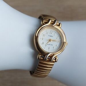 💚5/$25 Vintage Timex Ladies Goldtone Expansion Stretch Band
